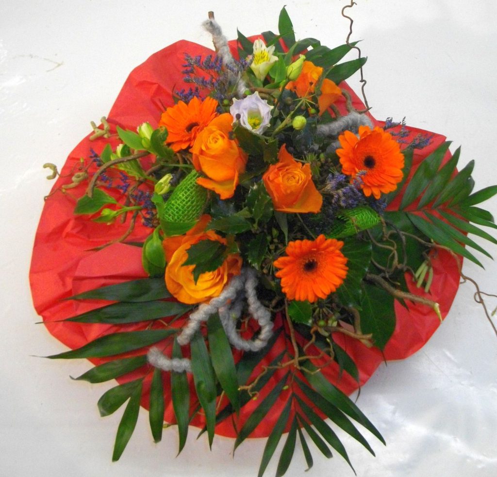 S020--KUR, orange mit Rose, Gerbera, Alstro -2